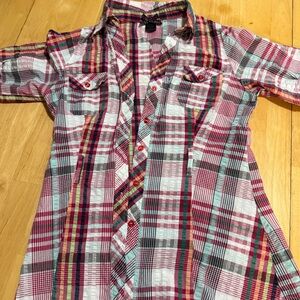 Hiatus Junior’s large plaid vintage bow label unique Button-Down  3/4 Sleeves